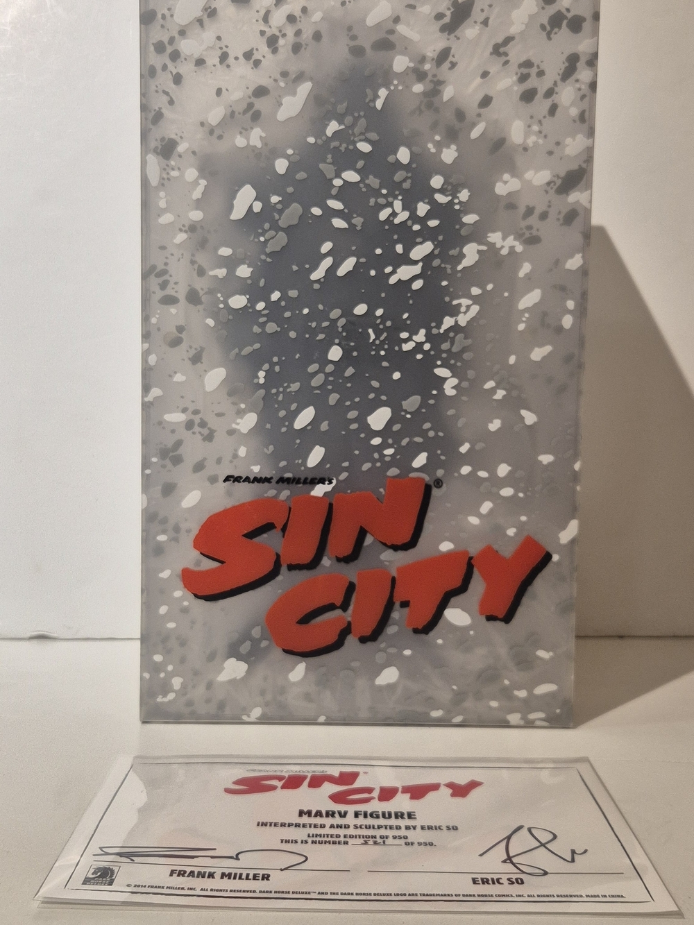 Sin City Marv City Limited Edition Vinyl Figure Eric So